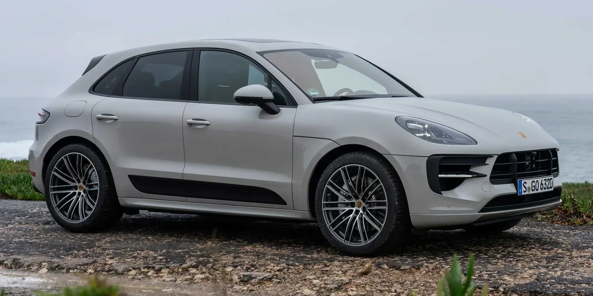 2020 Porsche Macan photo 1