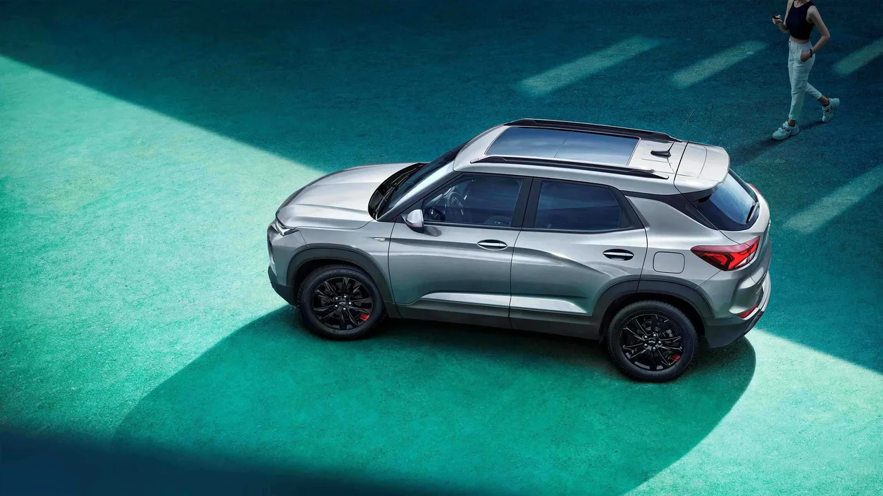 Exterior 5