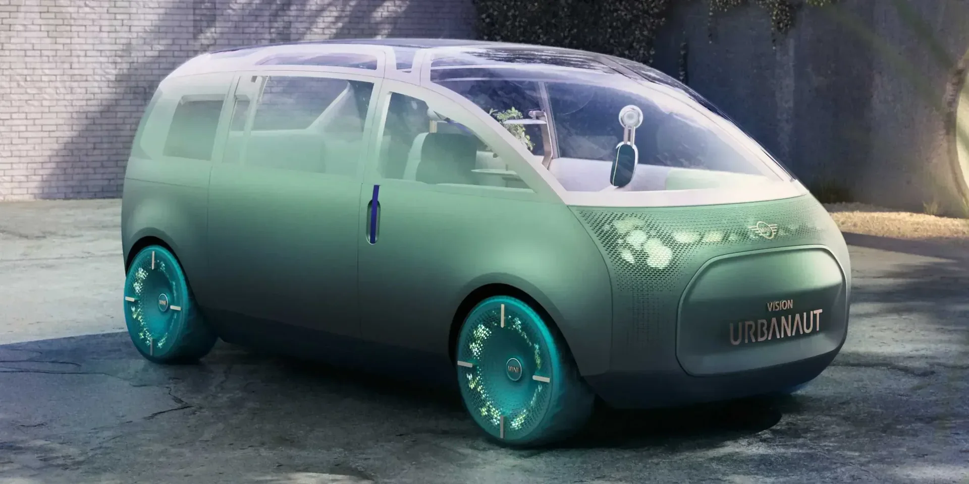 2020 Mini Vision Urbanaut photo 1
