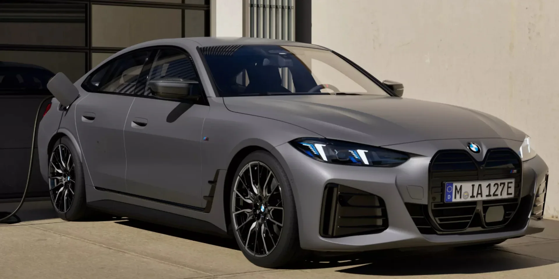 2027 BMW 4 Series i4 M60 xDrive photo 1