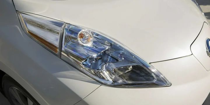 2013 Nissan 2013-nissan-concept-generation-ze0-1st-facelift-24-kwh-single-speed main image