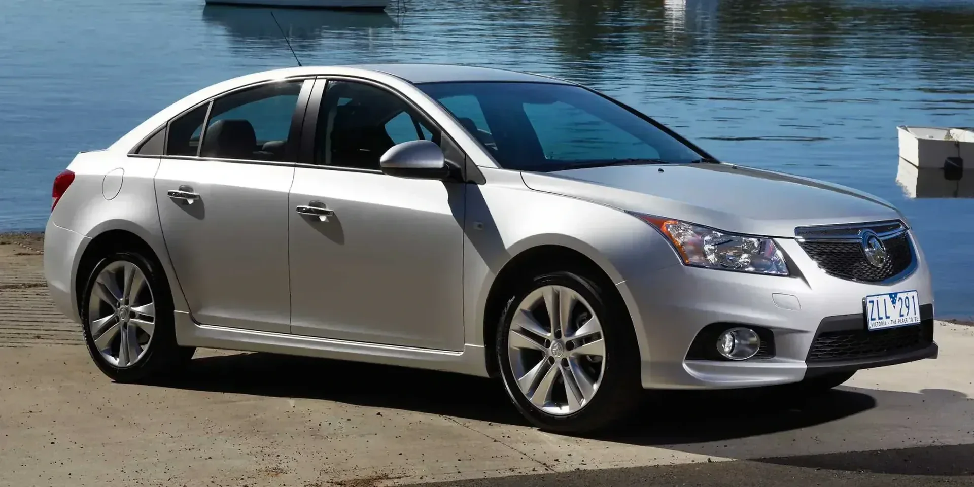 2014 Holden Cruze SRi photo 1