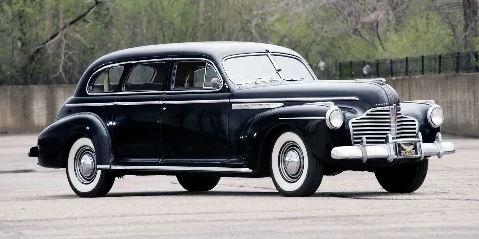 1941 Buick Limited photo 1