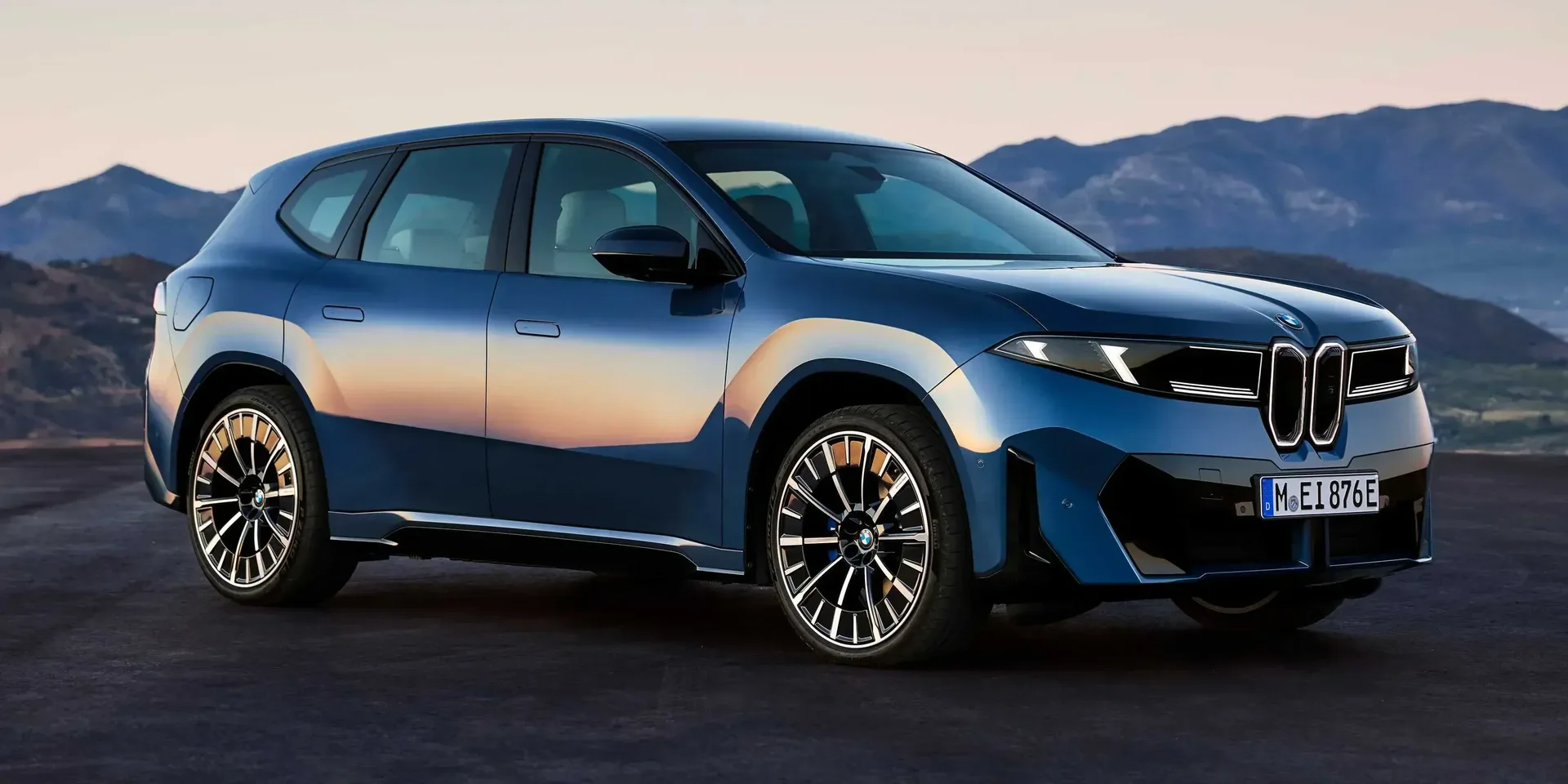 2026 BMW iX3 photo 1