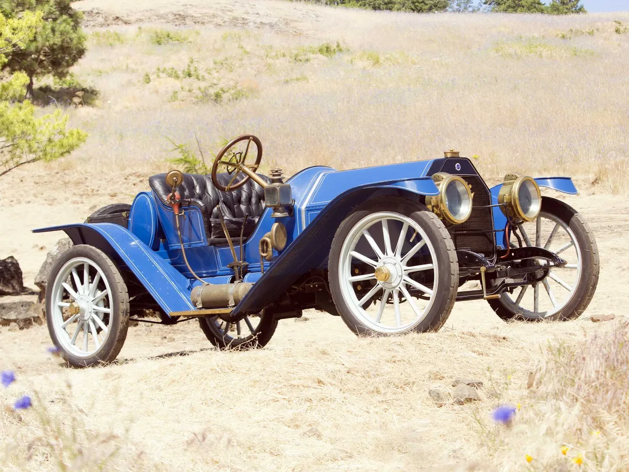 Exterior 4