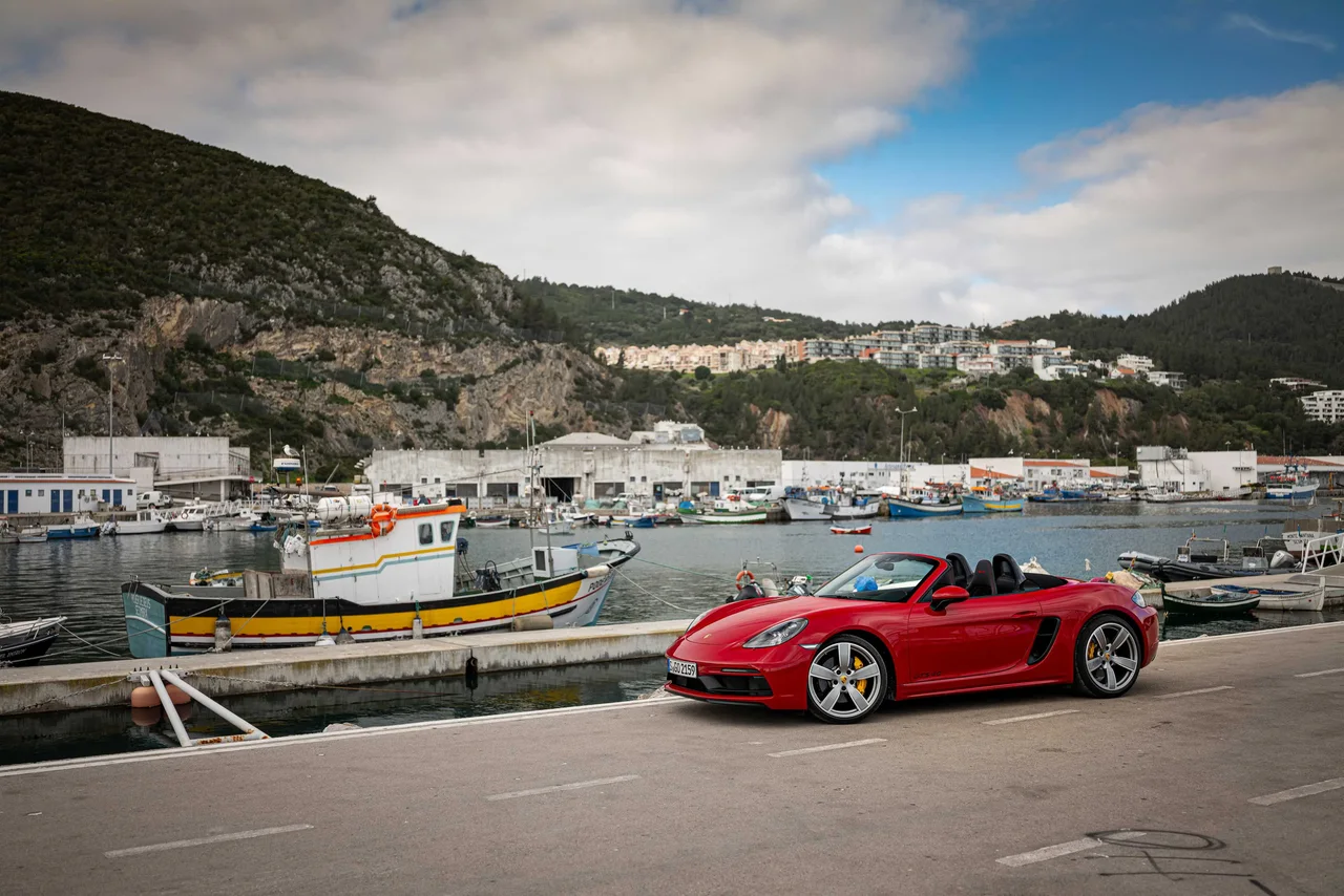 Exterior 56