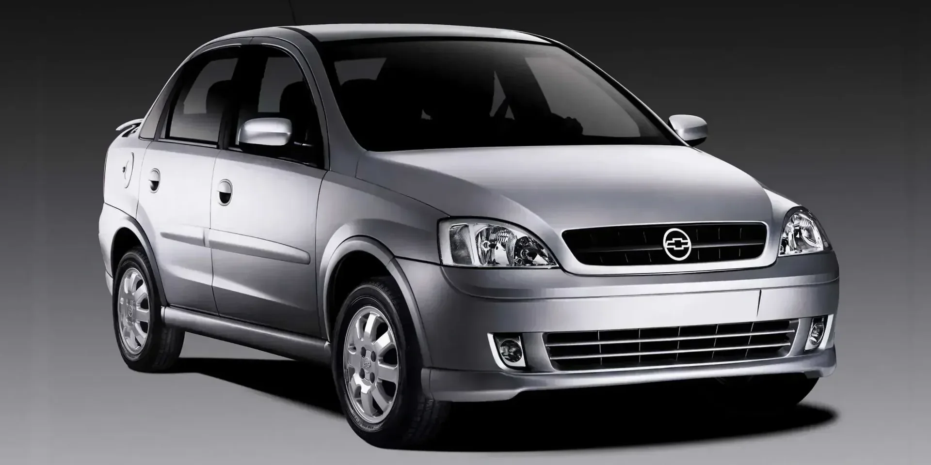 2004 Chevrolet Corsa photo 1