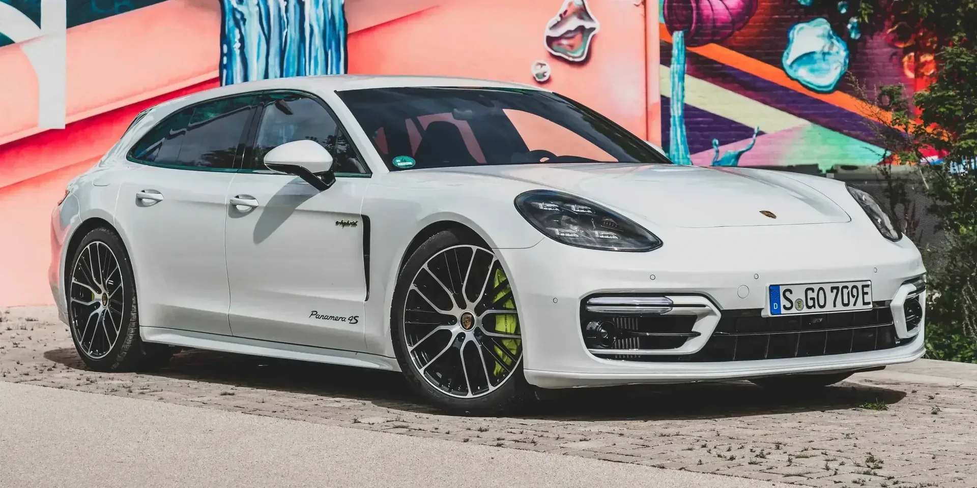2021 Porsche Panamera photo 1