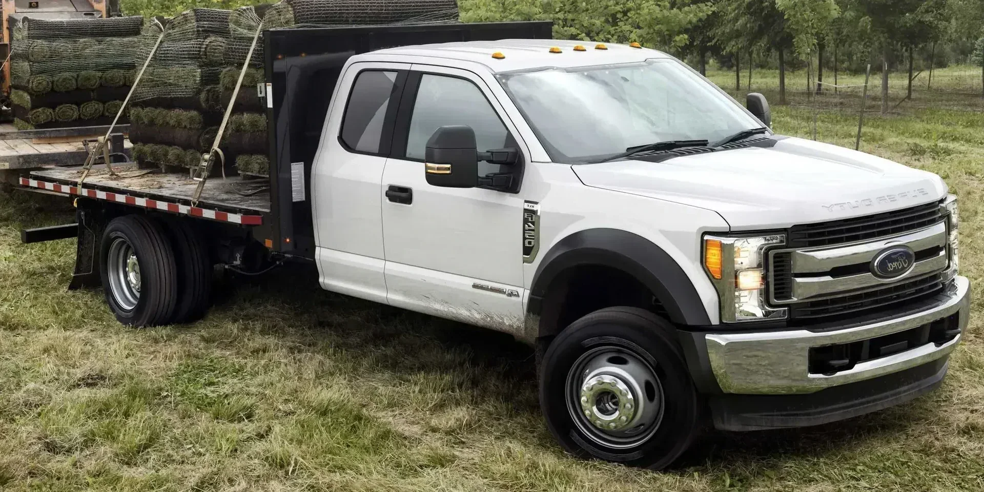 2017 Ford Super Duty F-450 photo 1