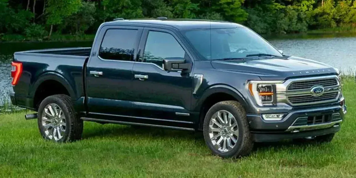 2022 Ford Lobo photo 1