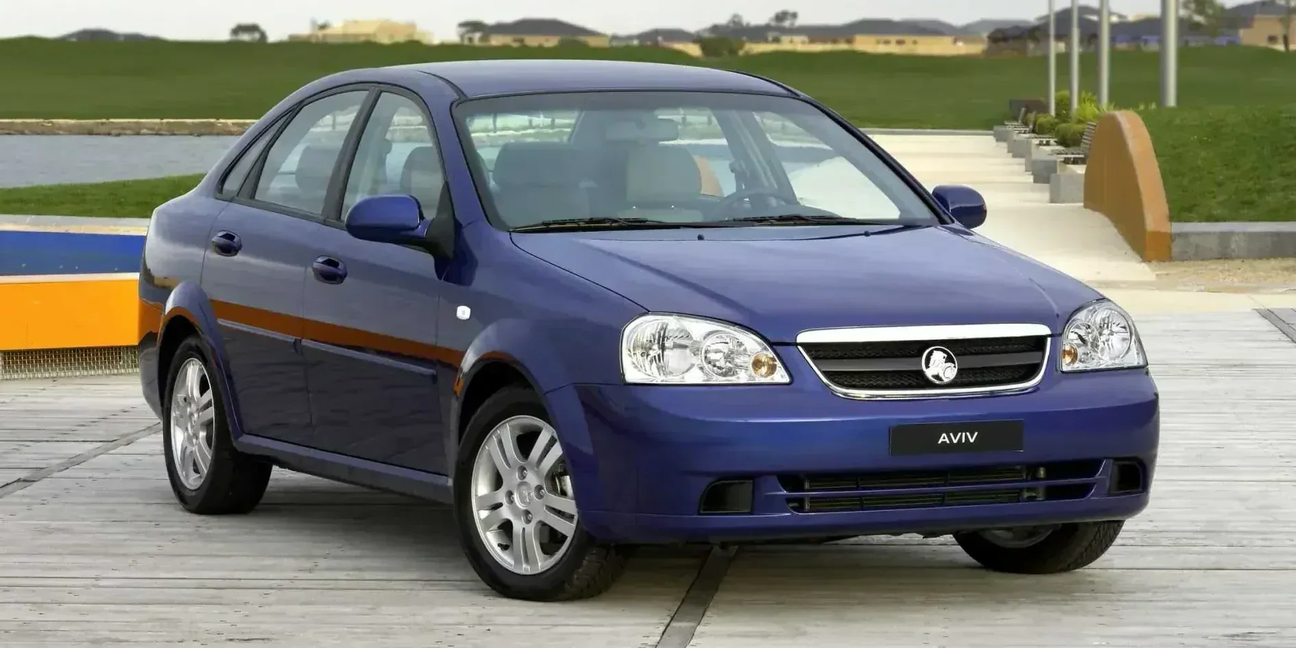 2005 Holden Viva photo 1