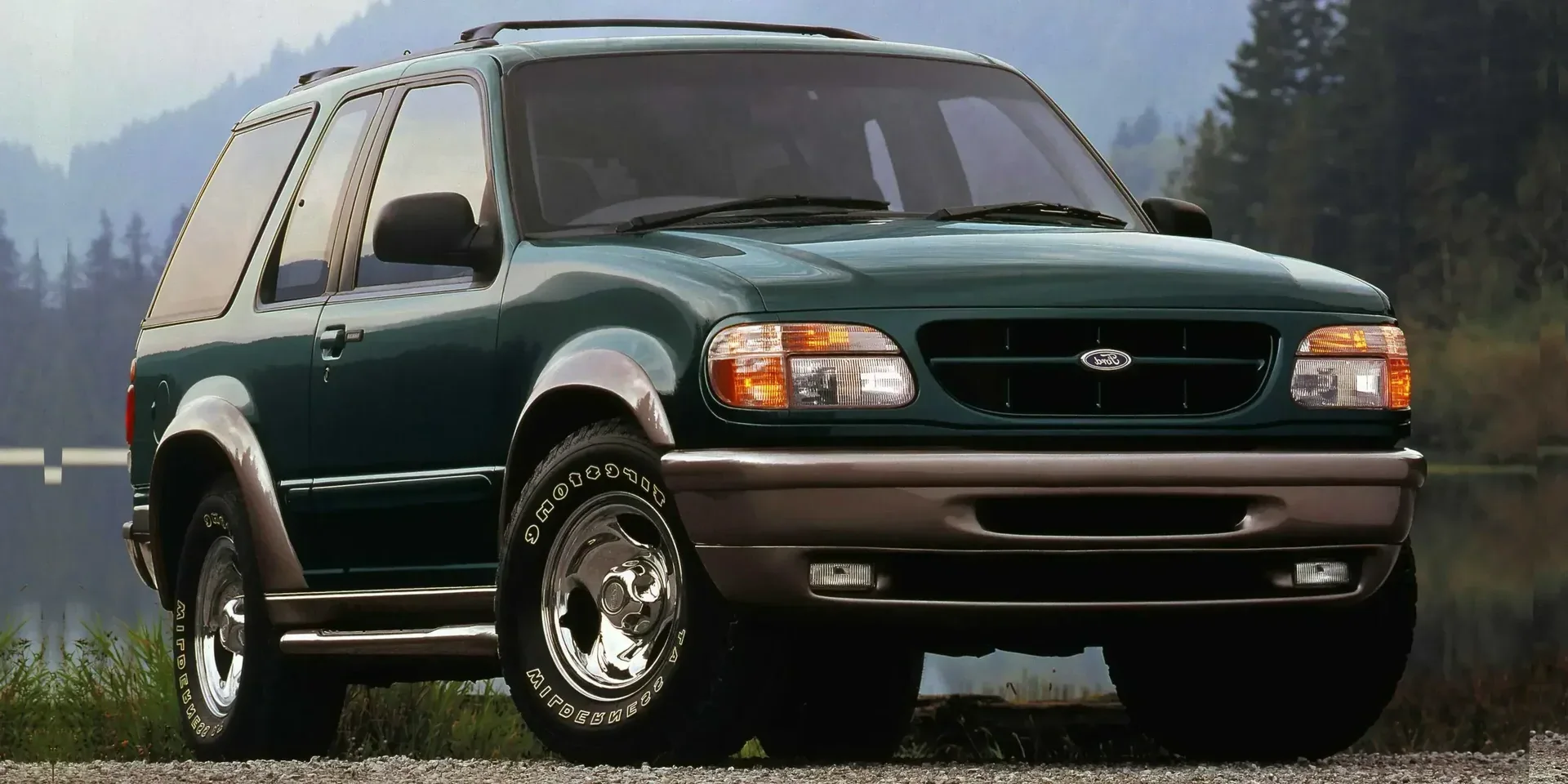 1997 Ford Explorer SUV photo 1