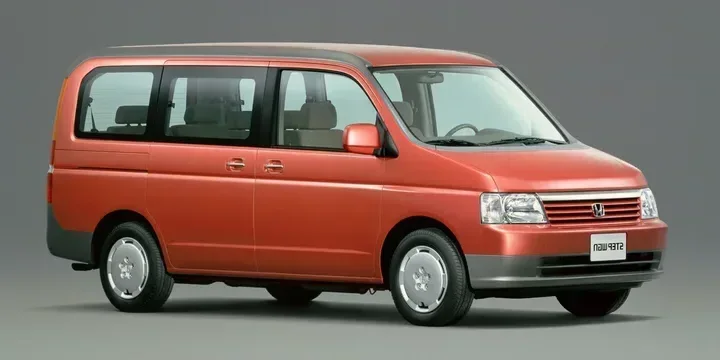 2001 Honda Stepwgn exterior main image