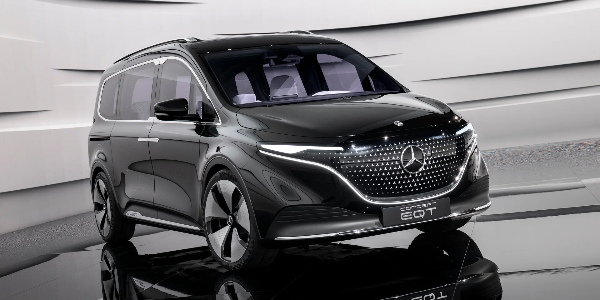 2021 Mercedes-Benz Concept EQT photo 1