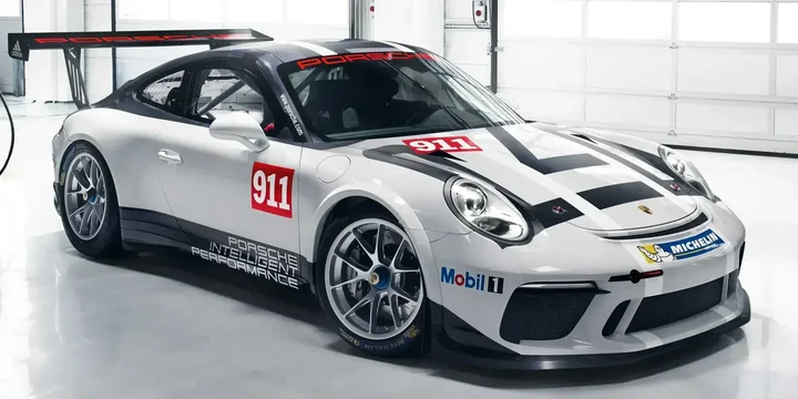 2017 Porsche 2017-porsche-911-motorsport-911-gt3-cup main image