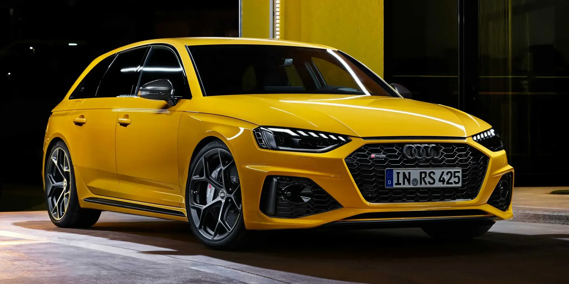 2024 Audi A4 RS photo 1