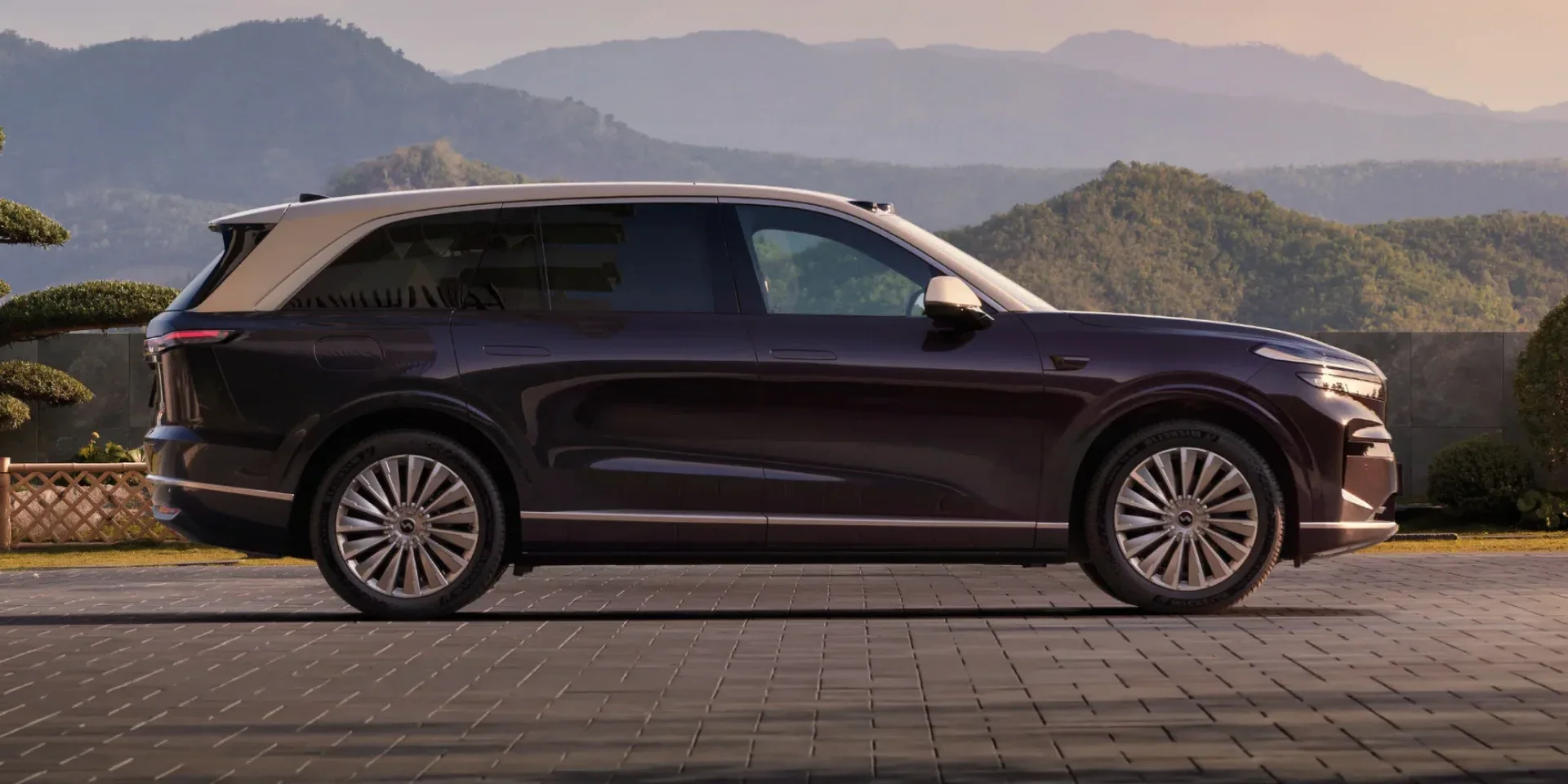 2027 Onvo L90 photo 1