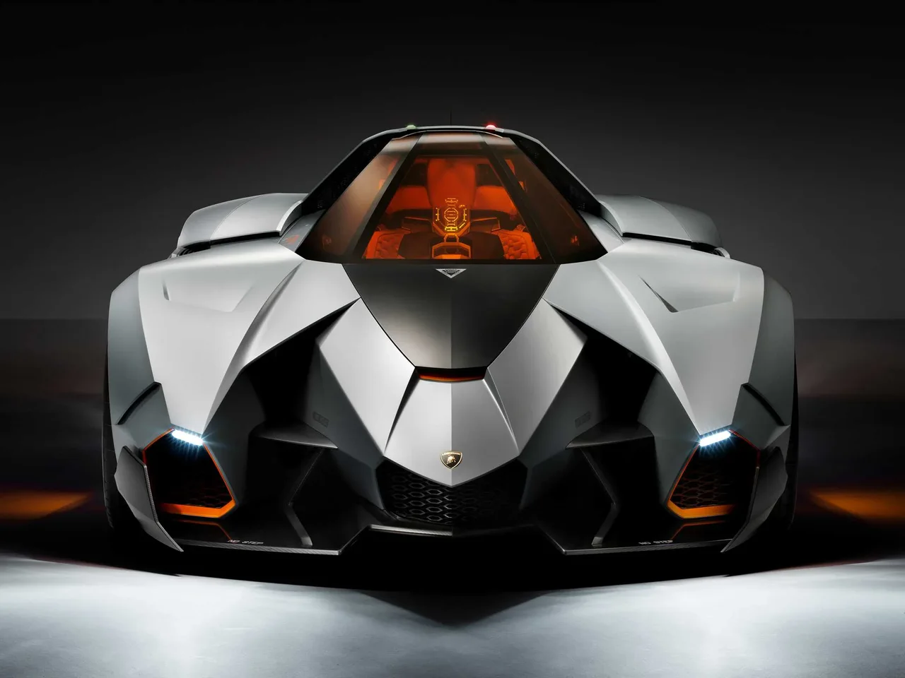 Exterior 3