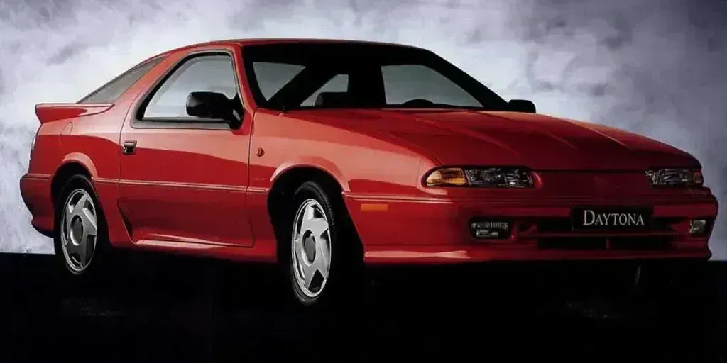 1993 Chrysler Daytona photo 1