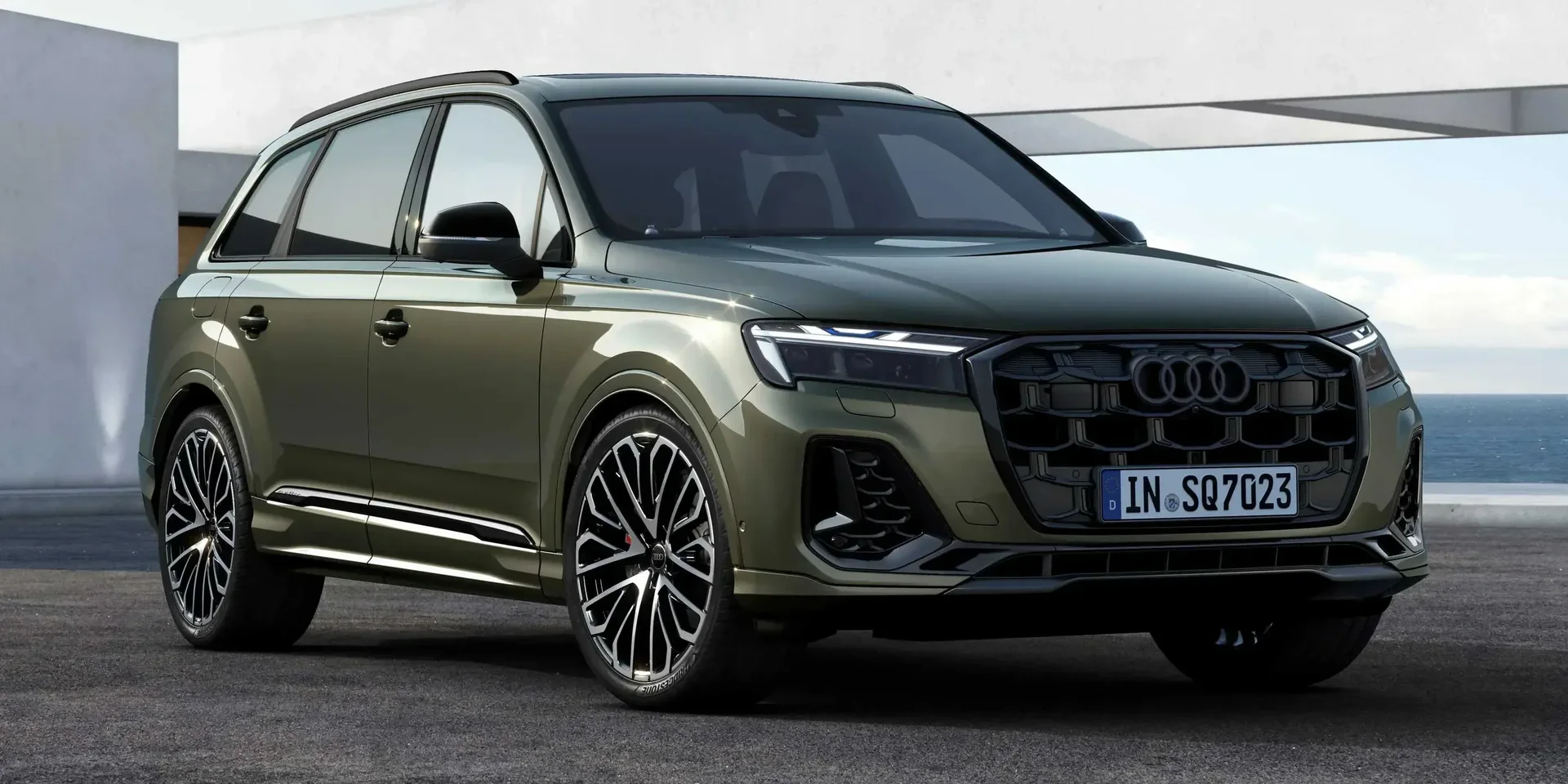 2024 Audi Q7 SQ7 TFSI quattro photo 1