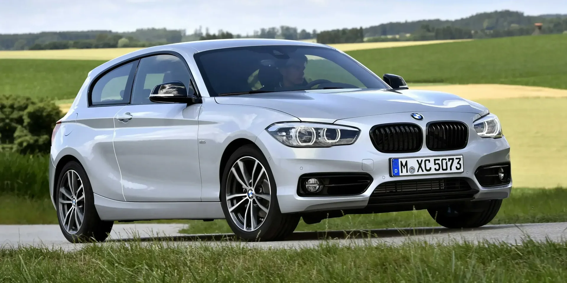 2018 BMW 1 Series photo 1