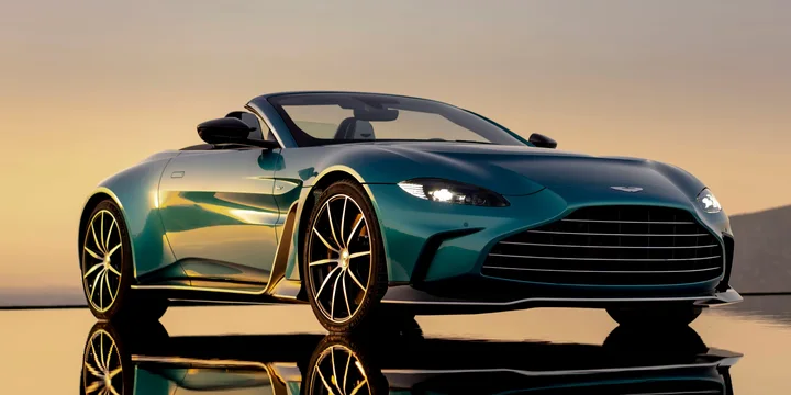 2023 Aston Martin Vantage exterior main image