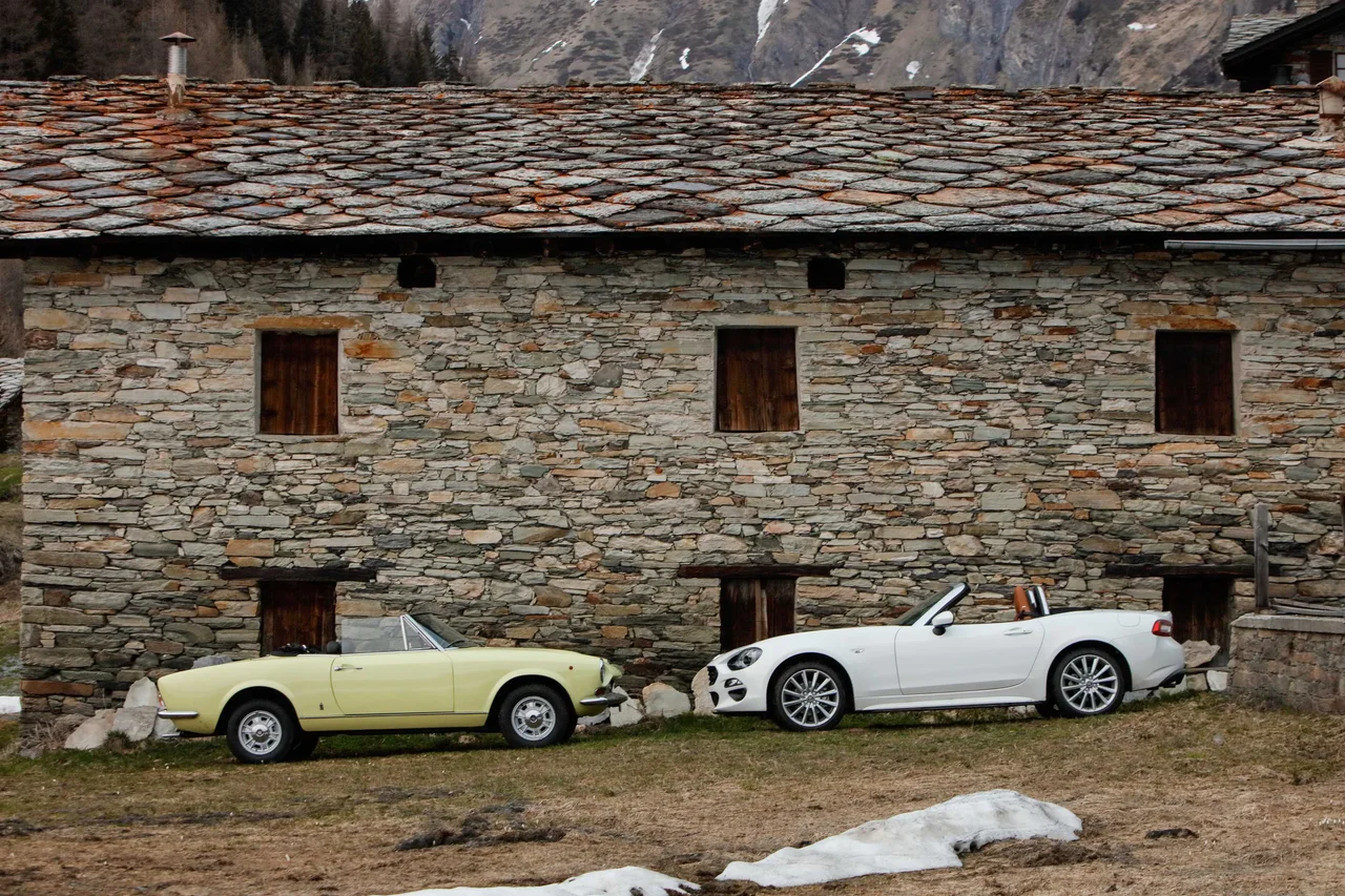 Exterior 3
