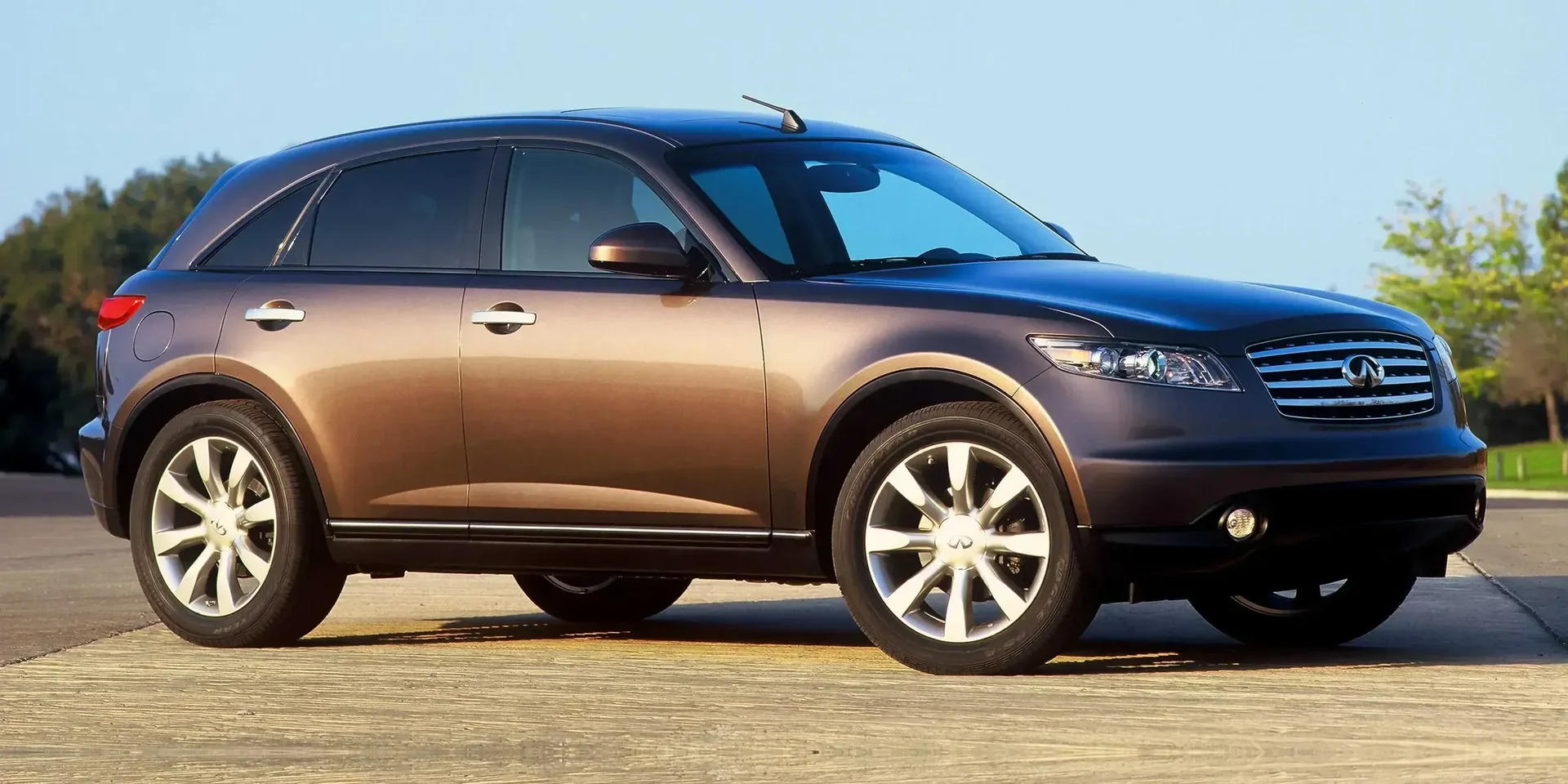2005 Infiniti FX photo 1