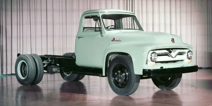 1955 Ford 1955-ford-medium-duty-f-500-39-v8-manual main image