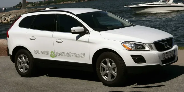 2010 Volvo 2010-volvo-xc60-24d main image