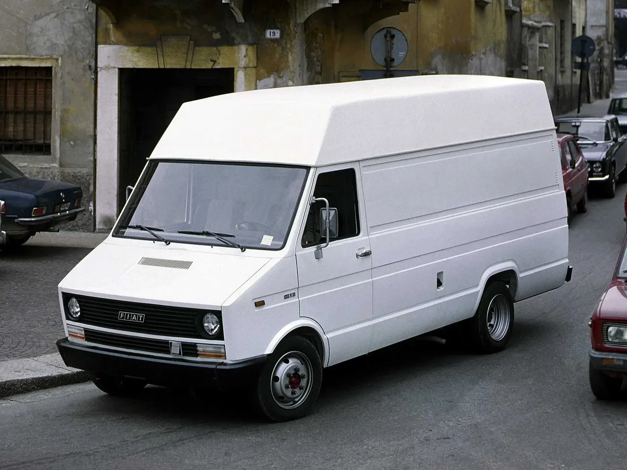 Exterior 8
