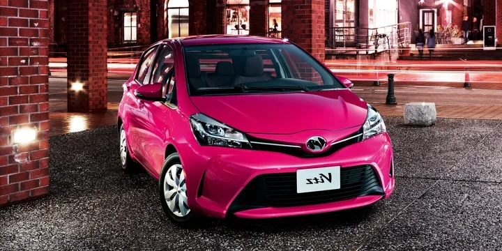 2014 Toyota Vitz exterior main image