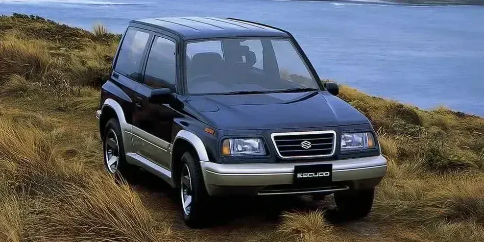 1996 Suzuki Escudo photo 1