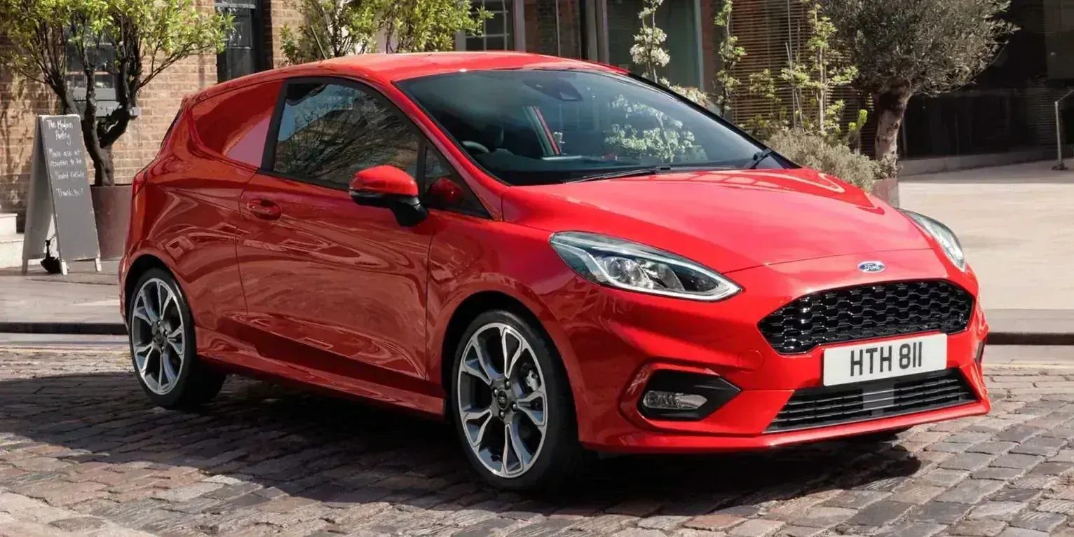 2017 Ford Fiesta photo 1