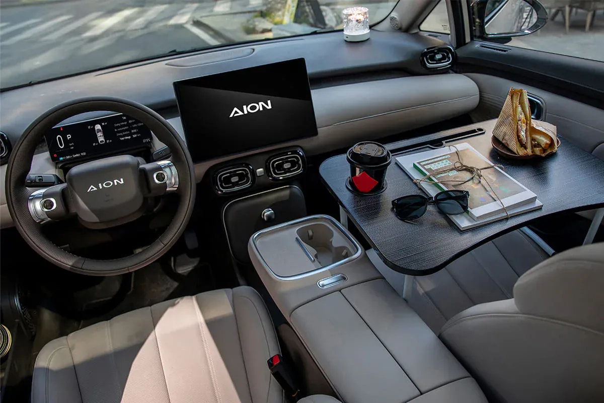 Interior 3