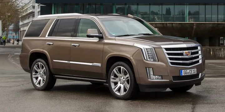 2015 Cadillac 2015-cadillac-escalade-eu-suv-cadillac-escalade-eu-62-v8-afm-4wd-426ps main image