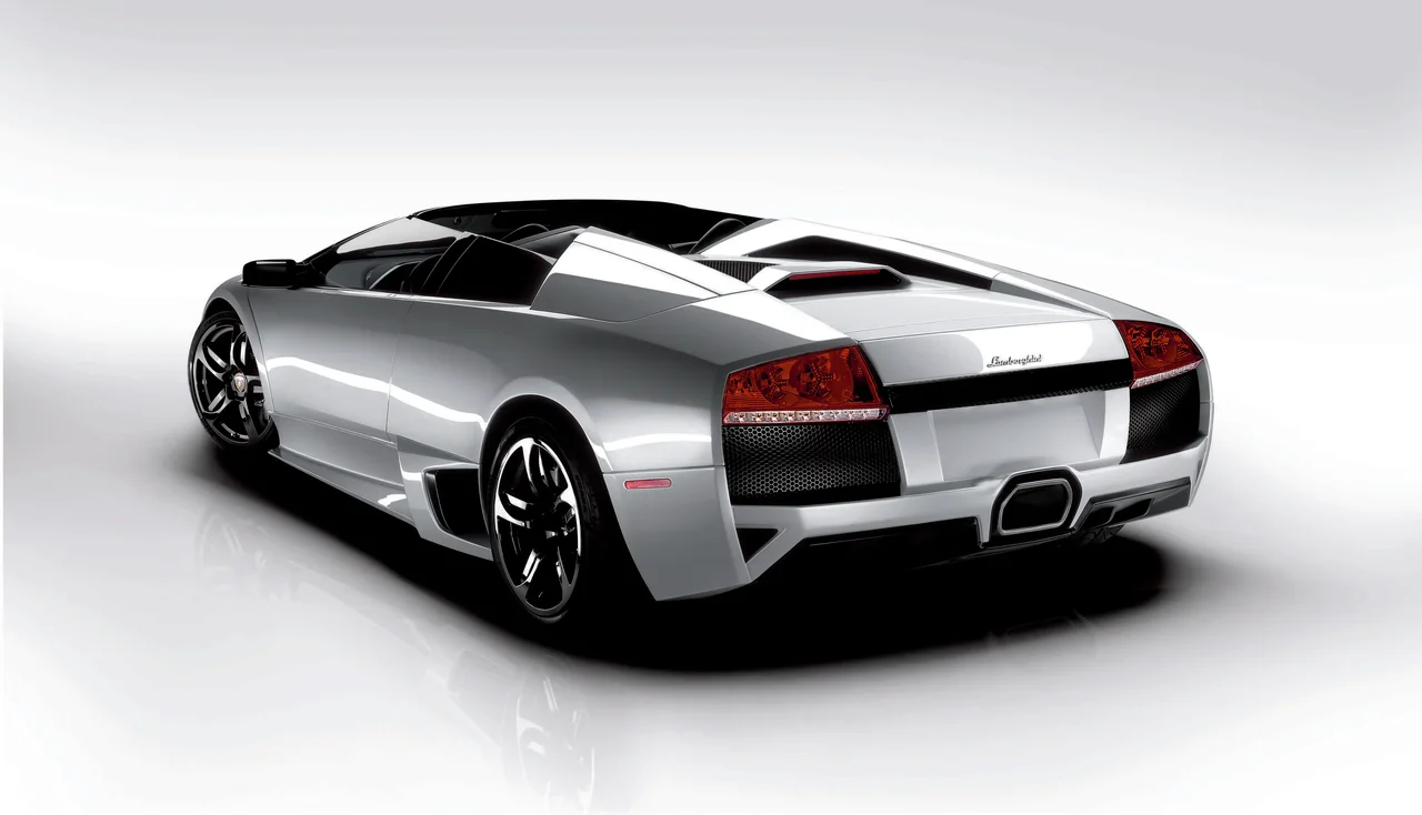Exterior 3