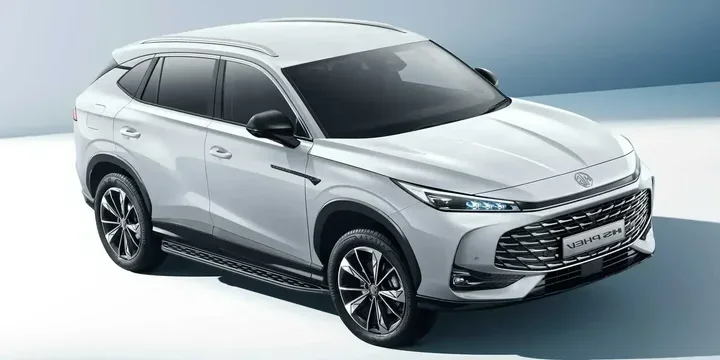 2024 MG 2024-mg-hs-phev main image