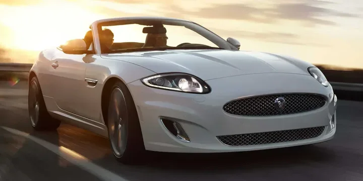 2010 Jaguar 2010-jaguar-xk-convertible-convertible-50-v8-automatic-6-speed-385ps main image