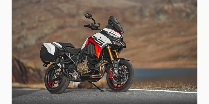 2024 Ducati Multistrada exterior main image