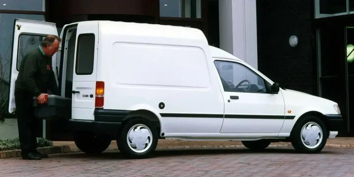 1994 Ford 1994-ford-courier-lcv-combi-18-d-manual-5-speed-60ps main image