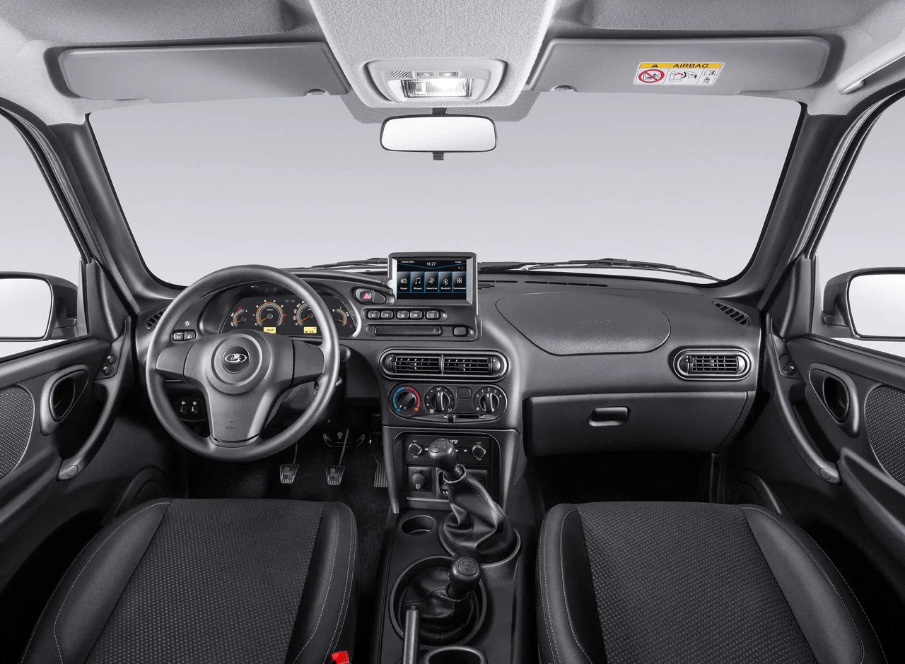 Interior 4