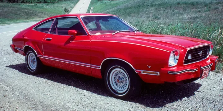 1975 Ford 1975-ford-mustang-ii-3-door-50-v8 main image