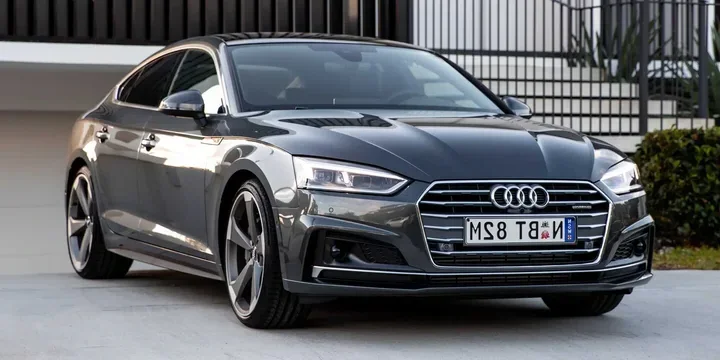 2019 Audi 2019-audi-a5-45-tfsi-quattro-s-tronic-7-speed-245ps-hatchback main image