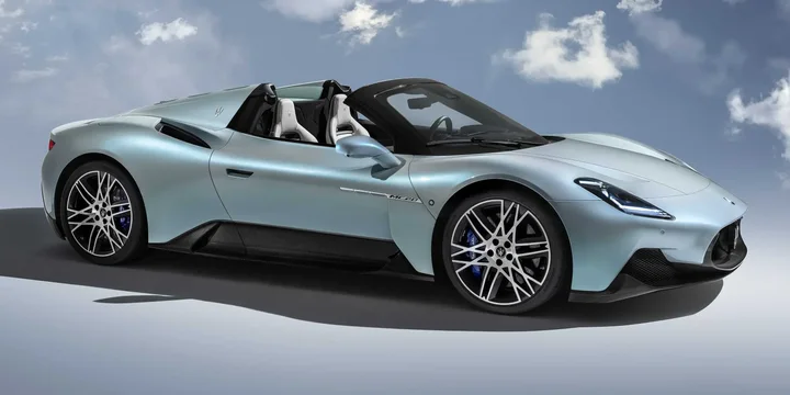 2022 Maserati 2022-maserati-mc20 main image