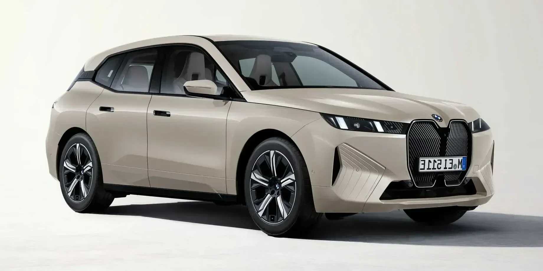 2025 BMW iX xDrive45 photo 1