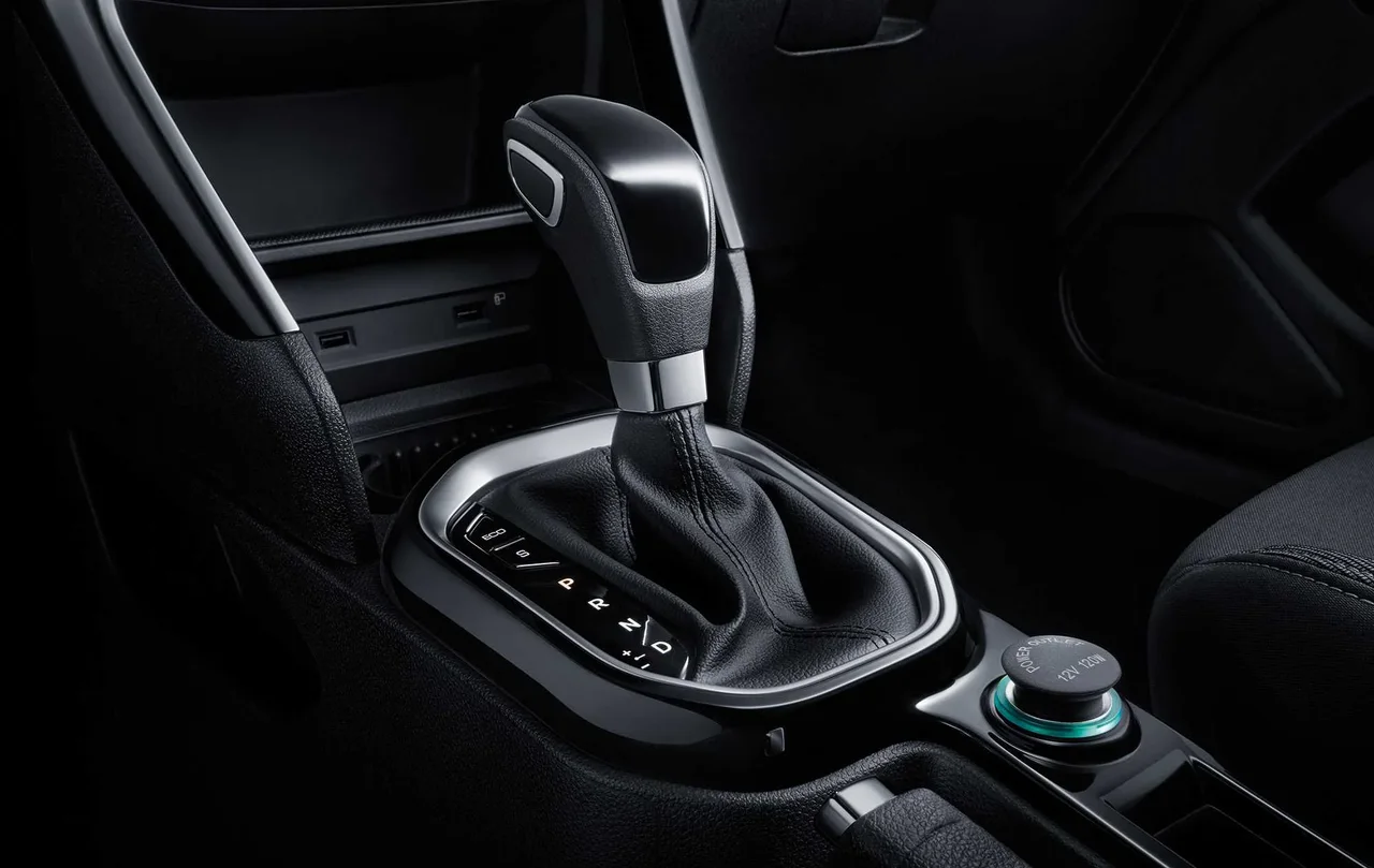 Interior 3