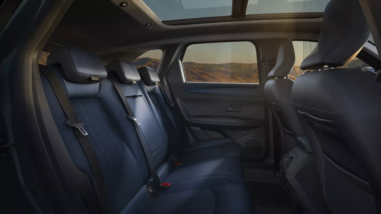 Interior 2