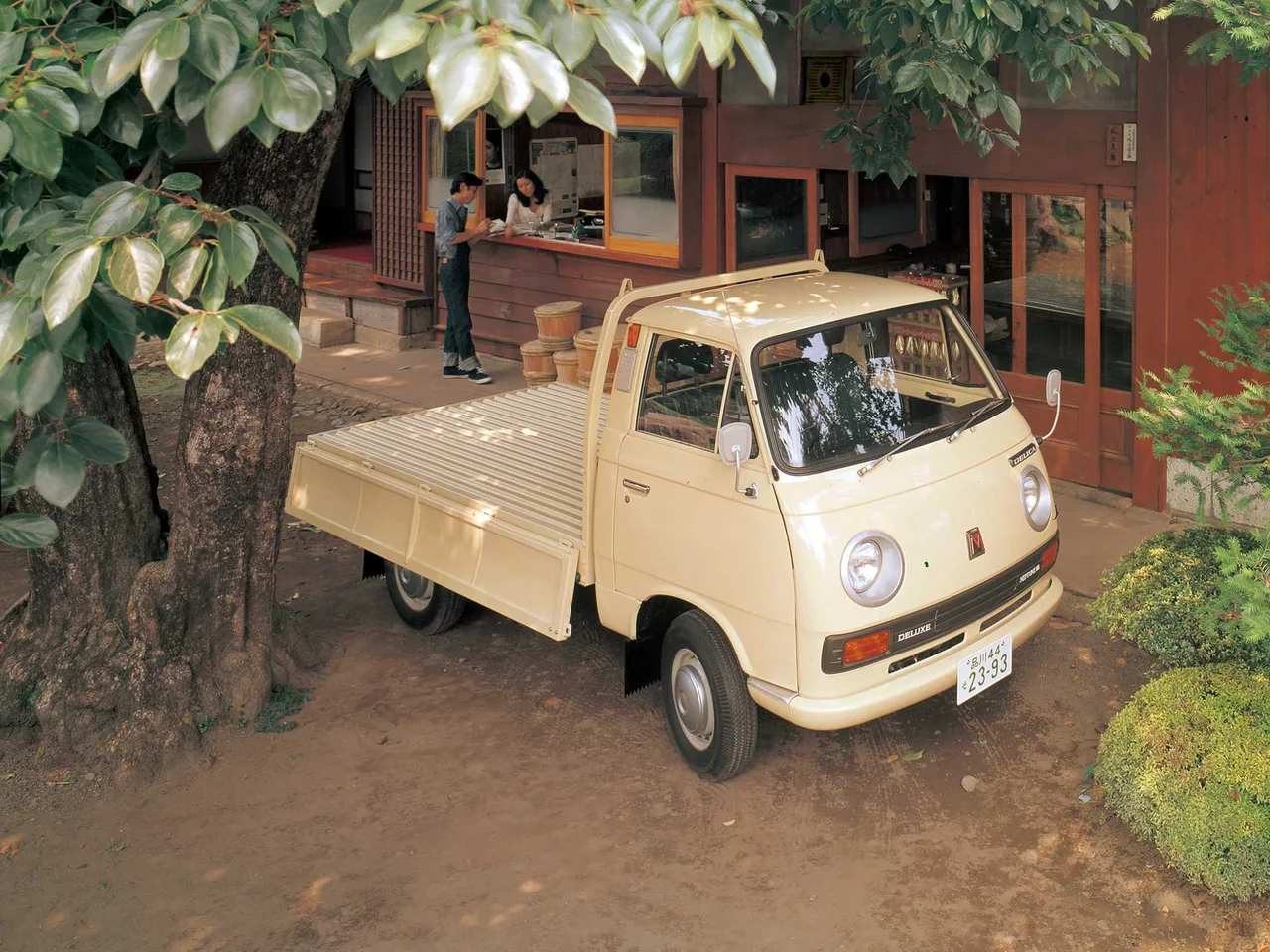 Exterior 4