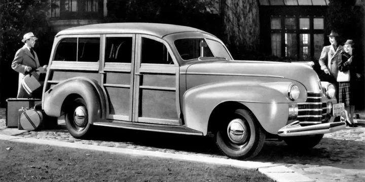 1940 Oldsmobile 1940-oldsmobile-series-60-436670-special-60-deluxe-station-wagpn main image
